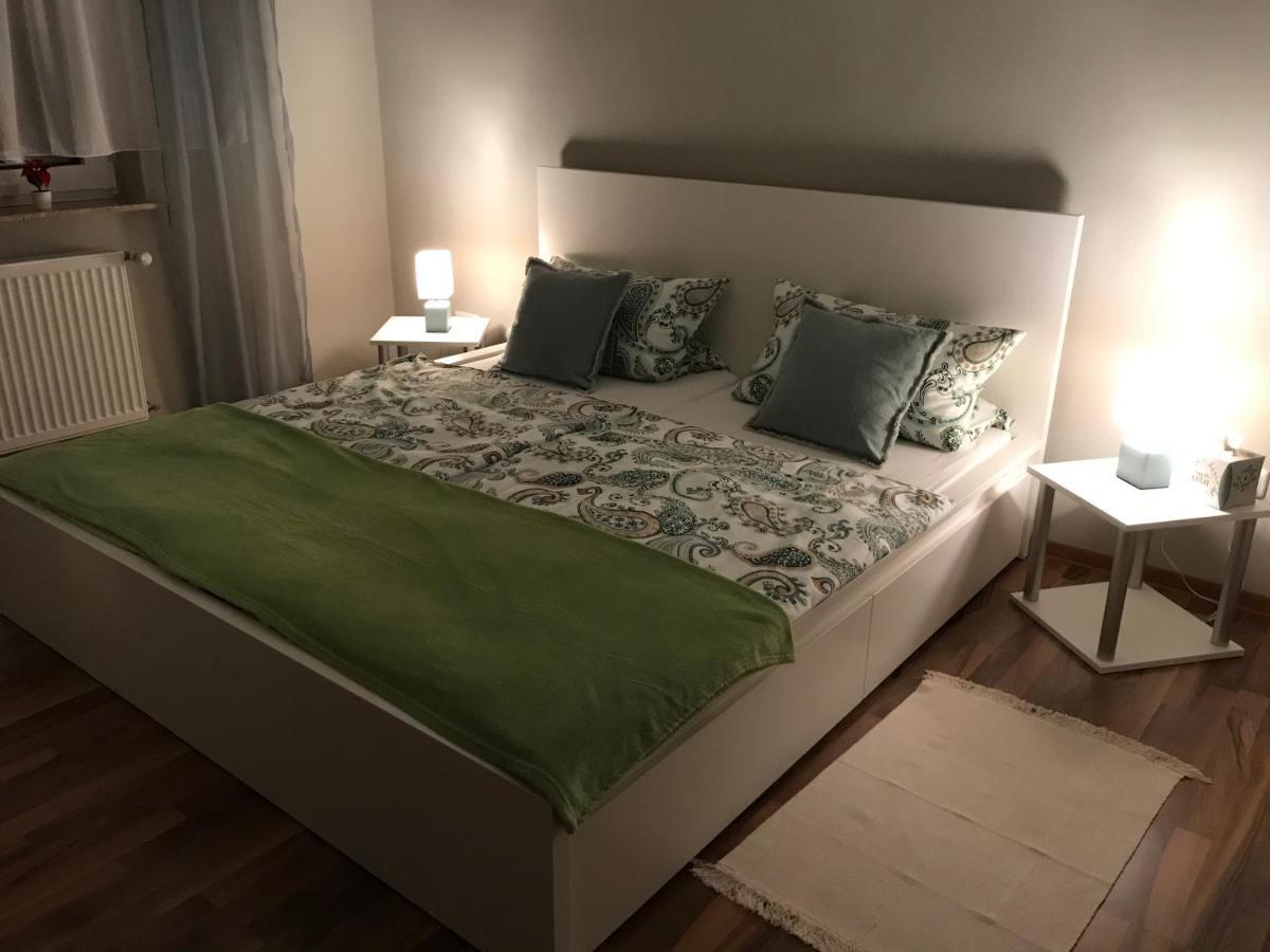 Ferienwohnung Von Paris Petersberg  Buitenkant foto