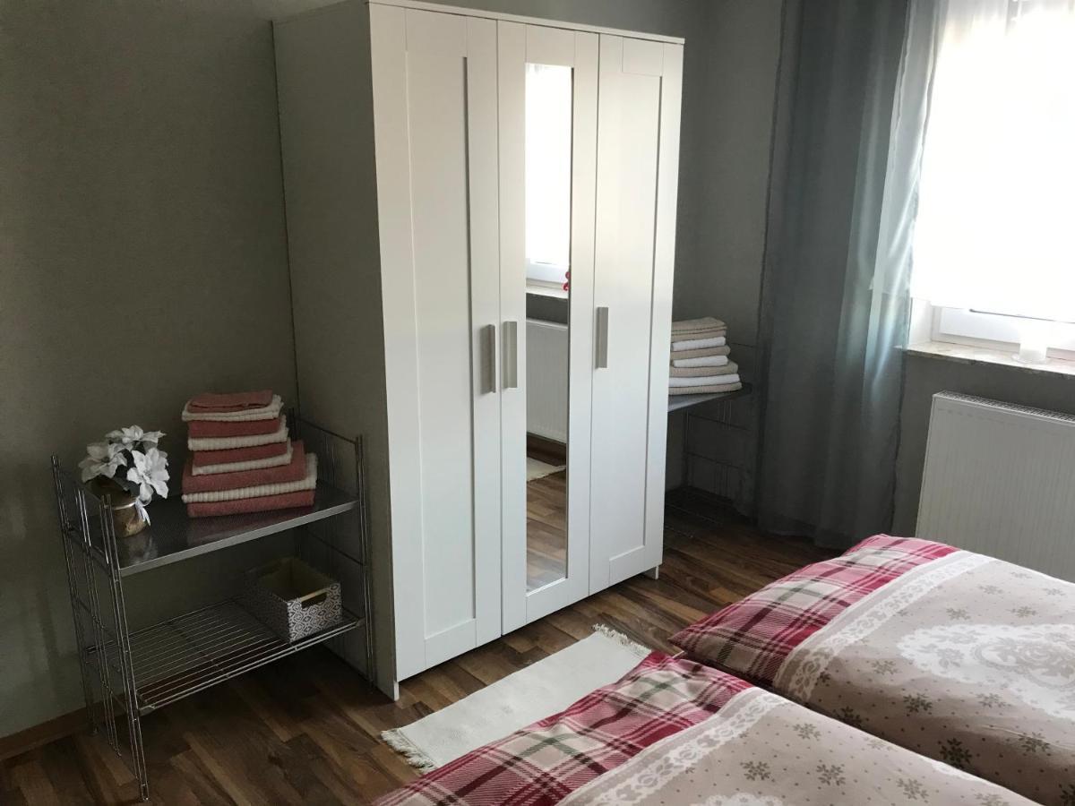 Ferienwohnung Von Paris Petersberg  Buitenkant foto
