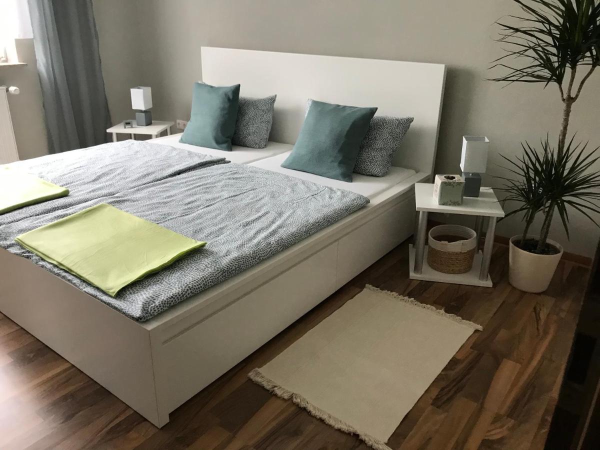 Ferienwohnung Von Paris Petersberg  Buitenkant foto